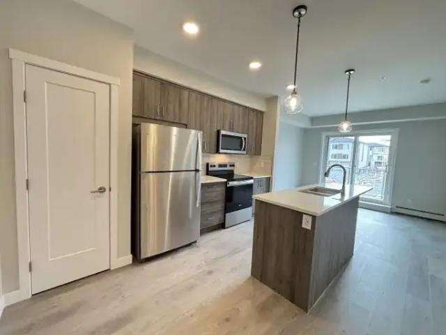 1 Bedroom Condo Calgary AB 105505716