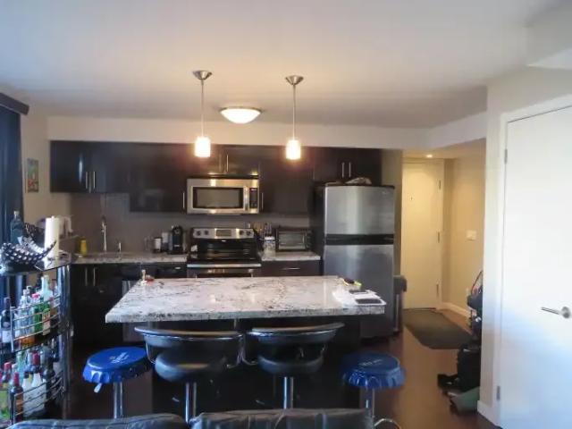 1 Bedroom Condo Calgary AB 105505756