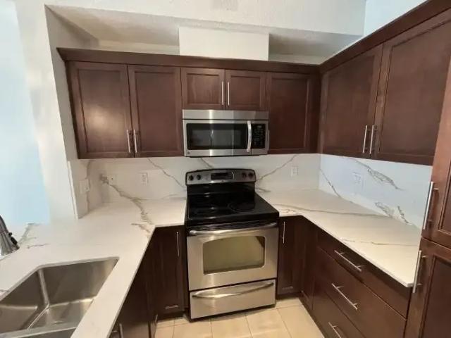 1 Bedroom Condo Calgary AB 105601861