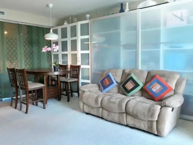 1 Bedroom Condo Calgary AB 105602120