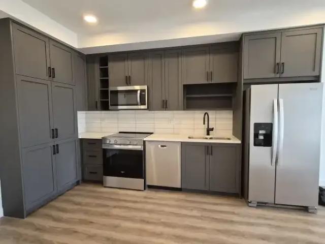 1 Bedroom Condo Calgary AB 105185988