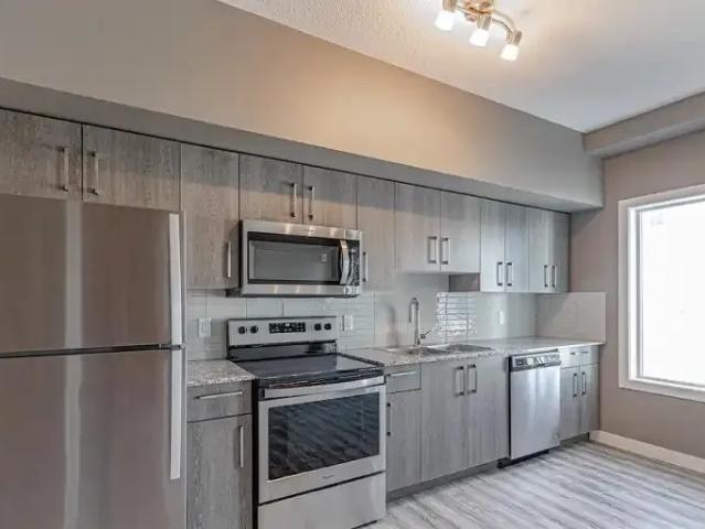 1 Bedroom Condo Calgary AB 105198549