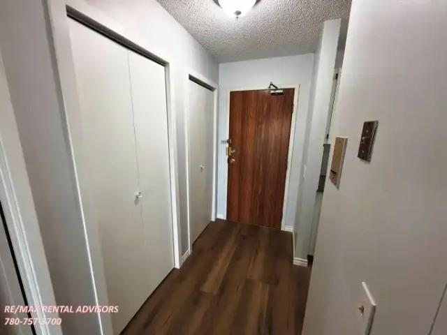 1 Bedroom Condo Calgary AB LS101016599
