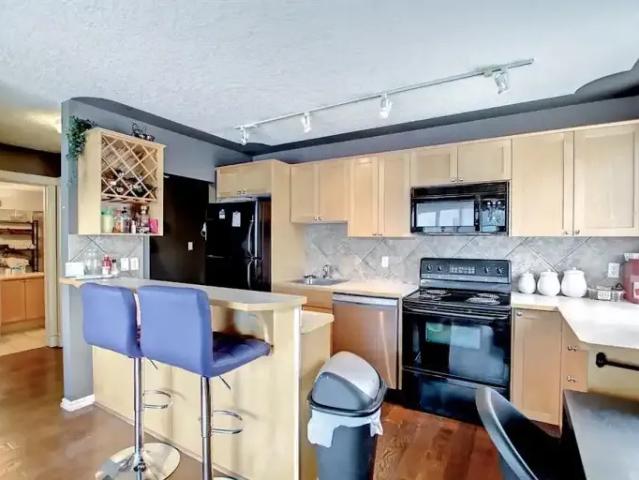 1 Bedroom Condo Calgary AB LS101986087