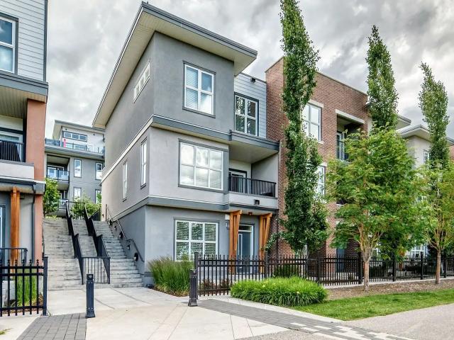 1 bedroom condo at Currie Barracks with private patio