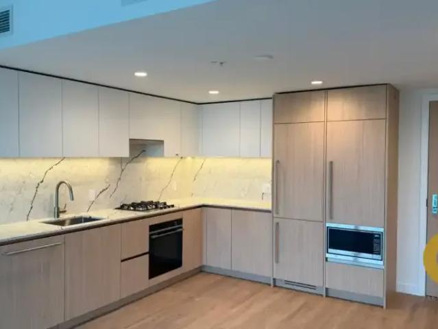 1 Bedroom Condo Burnaby BC 103179106