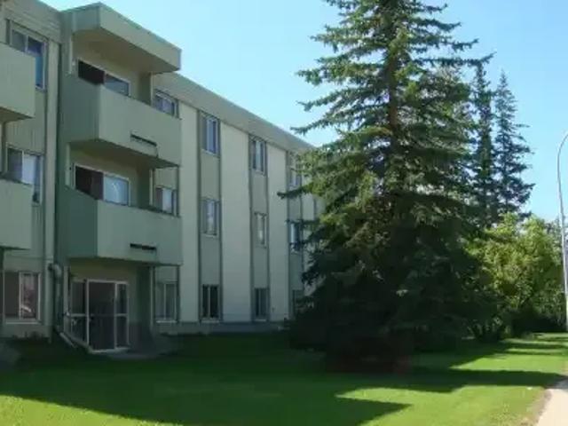 1 Bedroom Condo Grande Prairie AB LS102883492