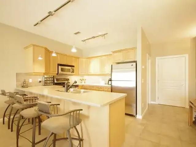 1 Bedroom Condo Edmonton AB 104179845