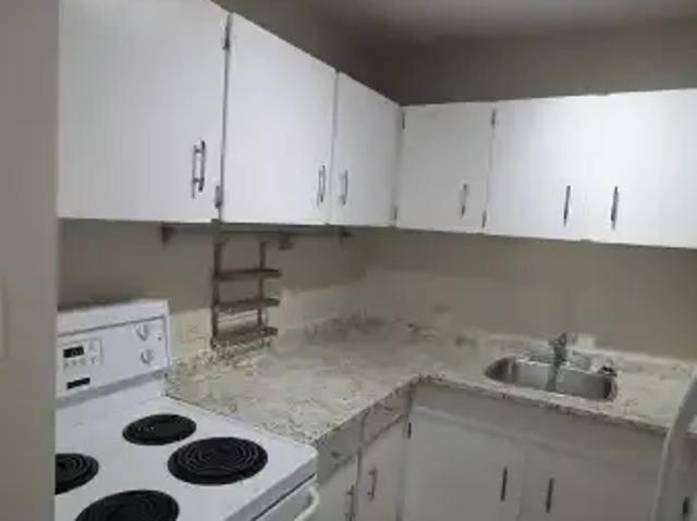 1 Bedroom Condo Edmonton AB 105023184