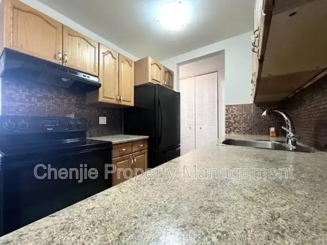 1 Bedroom Condo Edmonton AB 105150781