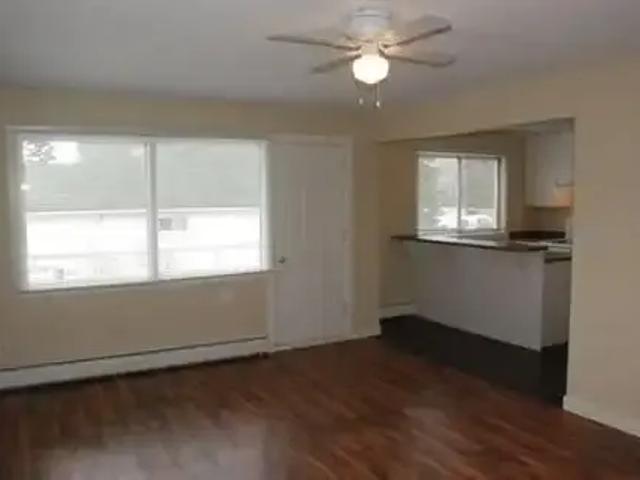 1 Bedroom Condo Edmonton AB 102518775