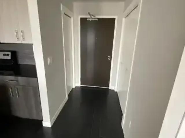 1 Bedroom Condo Edmonton AB 102811730