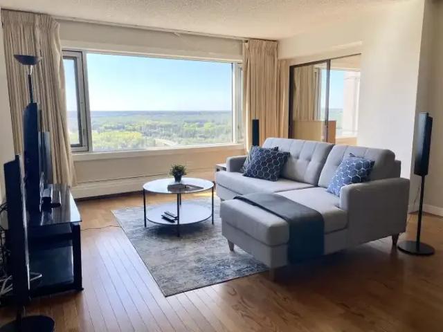 1 Bedroom Condo Edmonton AB LS104598267