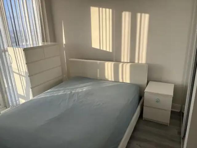 1 Bedroom Condo Mississauga ON 103215847