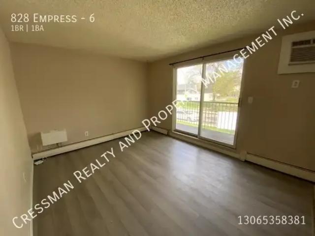 1 Bedroom Condo Regina SK 103695187