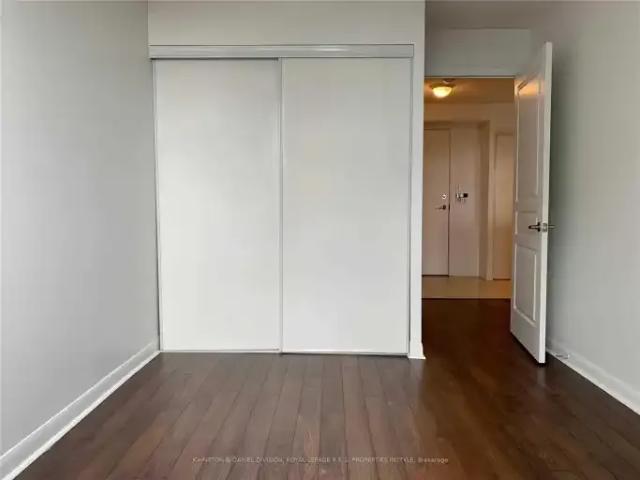 1 Bedroom Condo Toronto ON 102551601