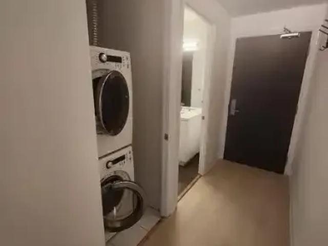 1 Bedroom Condo Toronto ON 103920485