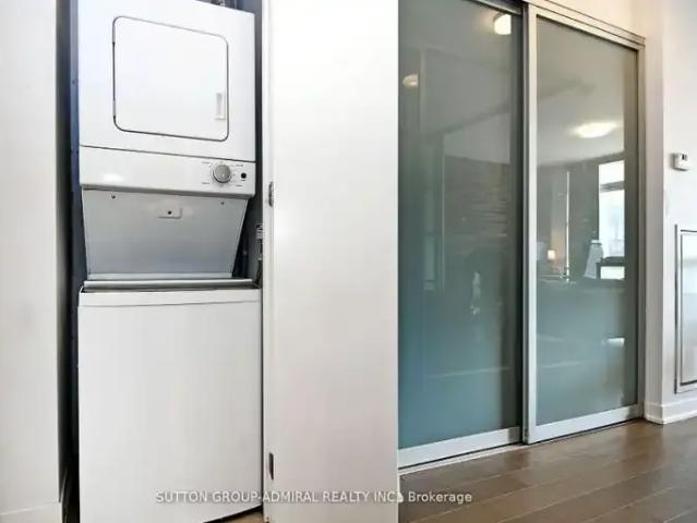 1 Bedroom Condo Toronto ON 104598138