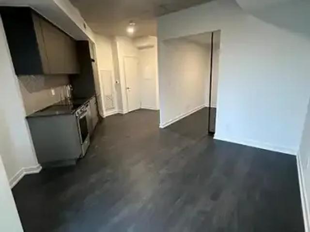 1 Bedroom Condo Toronto ON 104224329