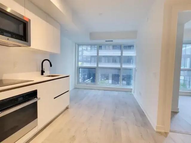 1 Bedroom Condo Toronto ON 105071997