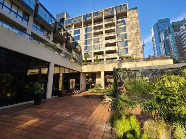 1 Bedroom Condo Vancouver BC LS103011861