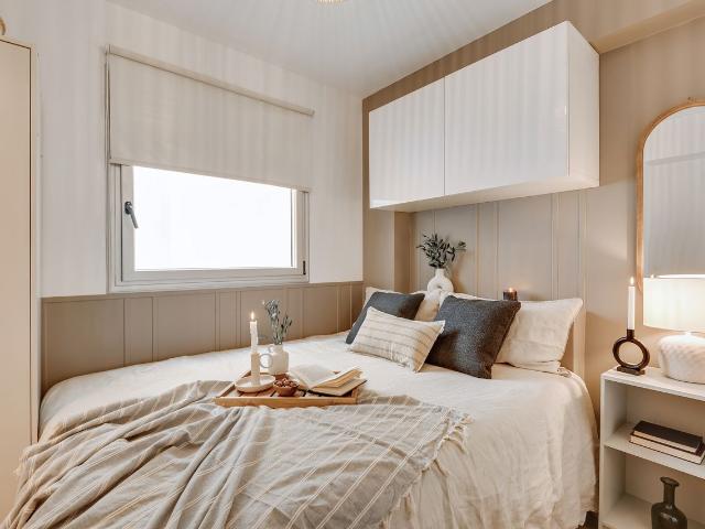 1 bedroom and terrace in Champs de Mars, Paris Amsterdam Apartments for Rent