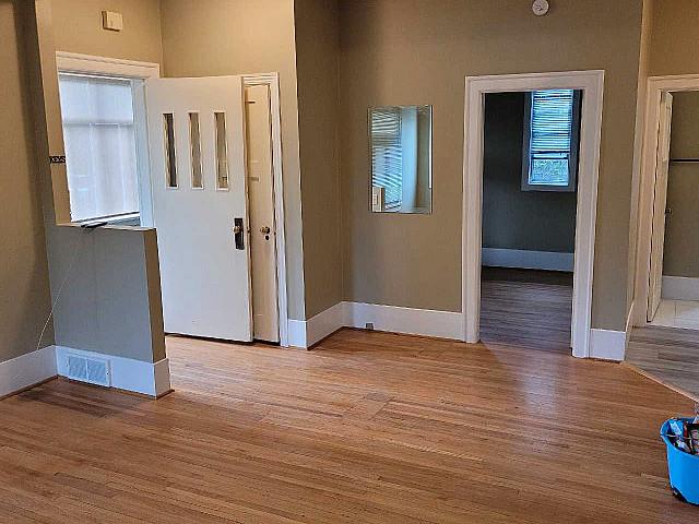 1 Bedroom Apartment Mardaloop April 1,2025