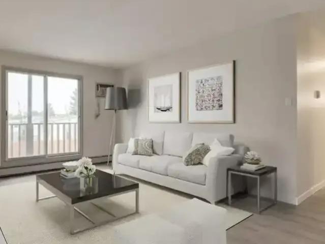 1 Bedroom Apartment Medicine Hat AB 104956098
