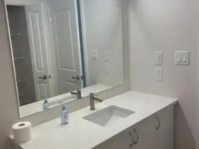 1 Bedroom Apartment Milton ON 102629489