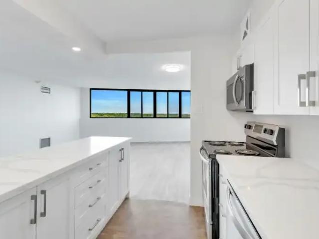 1 Bedroom Apartment Mississauga ON 104469871