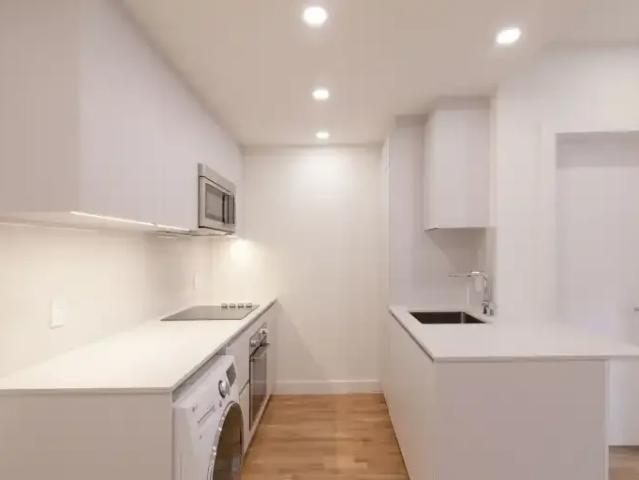 1 Bedroom Apartment Montreal QC 104223336