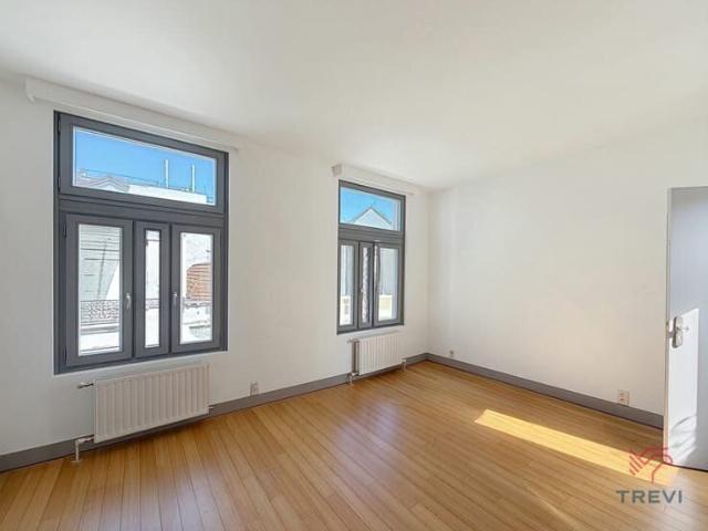 1 Bedroom Apartment Near the Grand Place