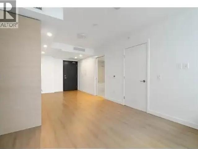 1 Bedroom Apartment New Westminster BC 102883628