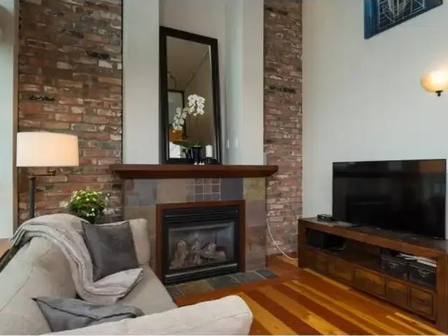 1 Bedroom Apartment New Westminster BC 103355199