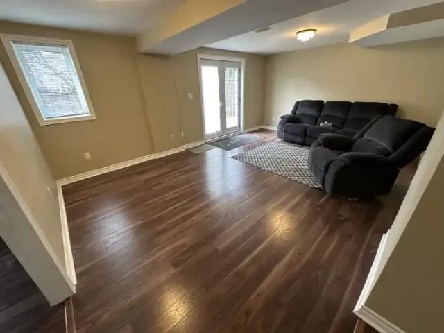 1 Bedroom Apartment Newmarket ON 101301613