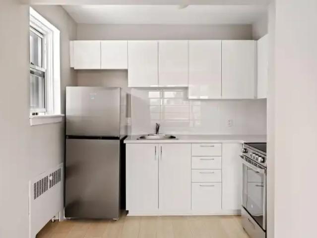 1 Bedroom Apartment Ottawa ON 104000050