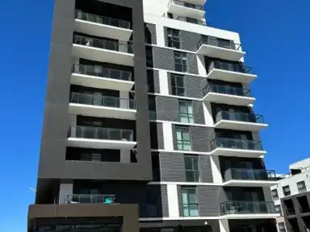 1 Bedroom Apartment Oakville ON 104362837