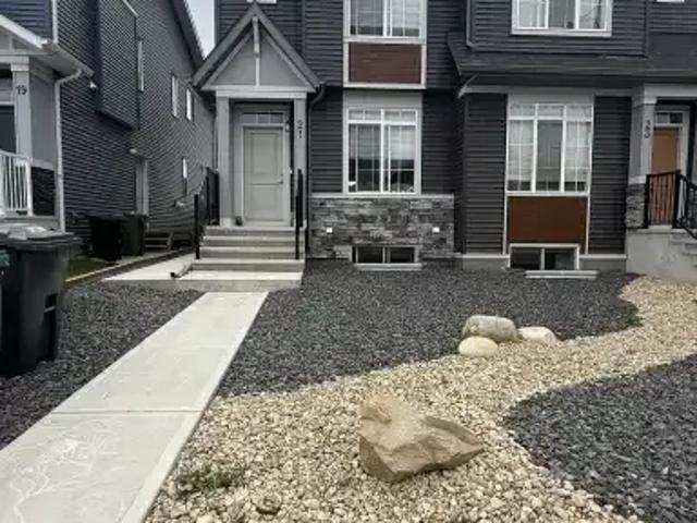 1 Bedroom Apartment Okotoks AB 104181137