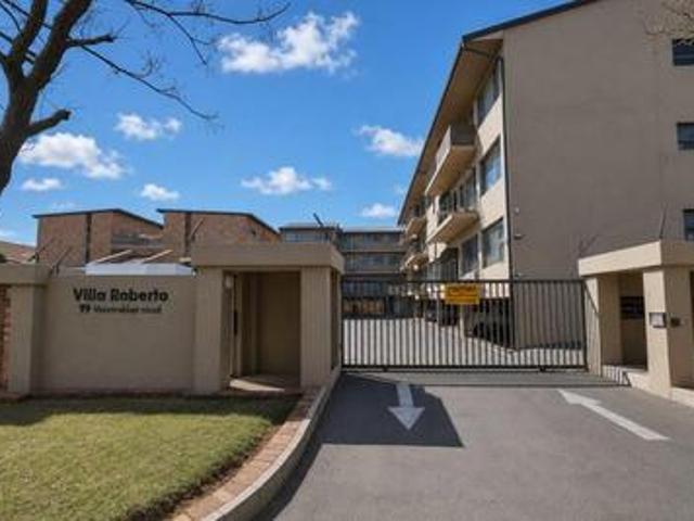 1 bedroom apartment available on the.
