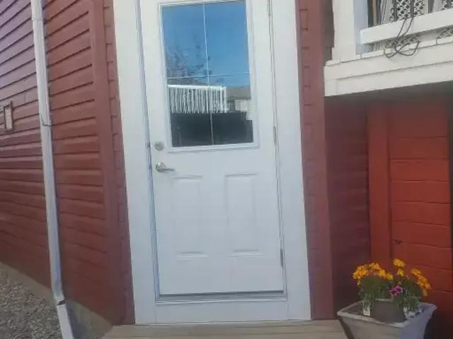 1 Bedroom Apartment Airdrie AB 104182873