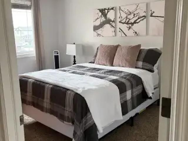 1 Bedroom Apartment Airdrie AB 104638399