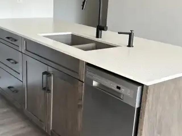 1 Bedroom Apartment Airdrie AB 104681817