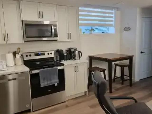 1 Bedroom Apartment Airdrie AB 103091102