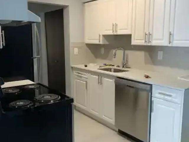 1 Bedroom Apartment Burnaby BC 104470094