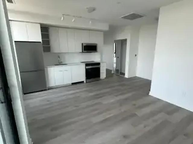 1 Bedroom Apartment Burlington ON 103487438