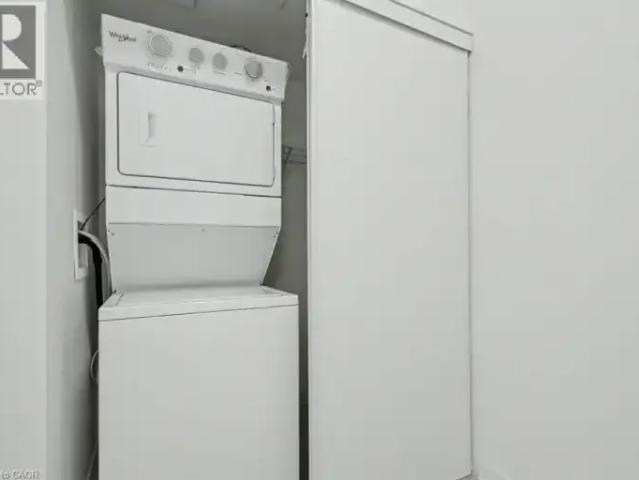1 Bedroom Apartment Burlington ON LS102366539