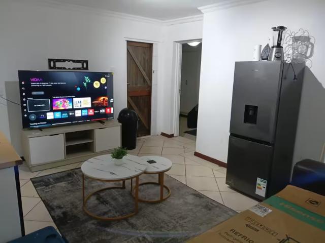 1 Bedroom Apartment Beacon Bay Beacon Bay 103173477
