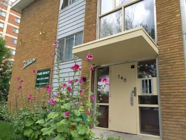 1 Bedroom Apartment Calgary AB 104178988