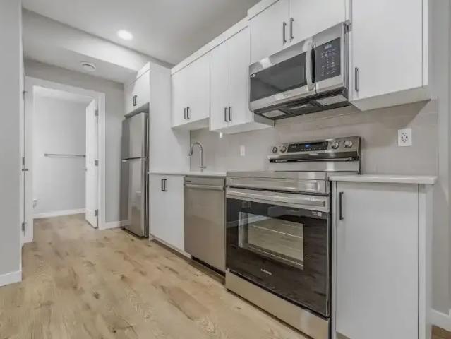 1 Bedroom Apartment Calgary AB 104180914