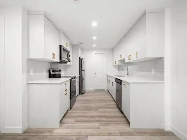 1 Bedroom Apartment Calgary AB 104181529